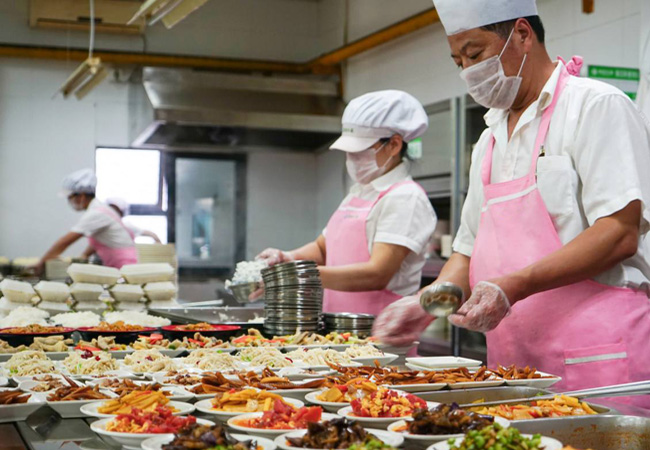飯堂承包管不好不用愁，交給專業餐飲公司